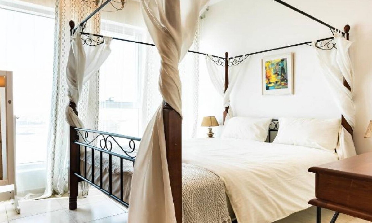 Dubai Apartment | Modern and cosy studio in Dubai Land