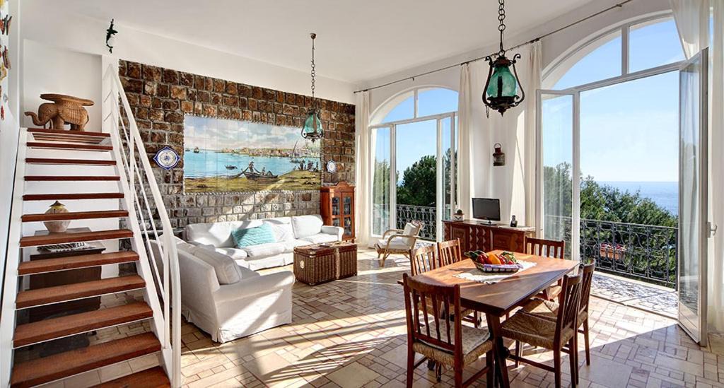 Marina del Cantone Apartment | Morso di luna