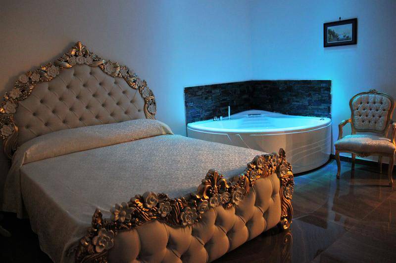 Vasto House | Motel