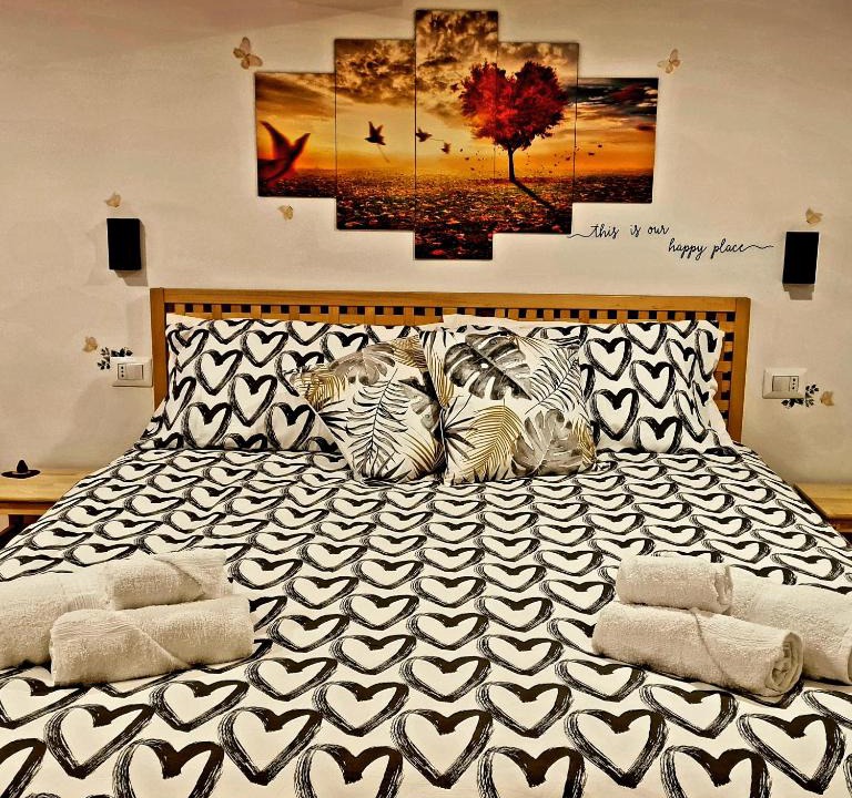 Vasto Apartment | Naples Station House