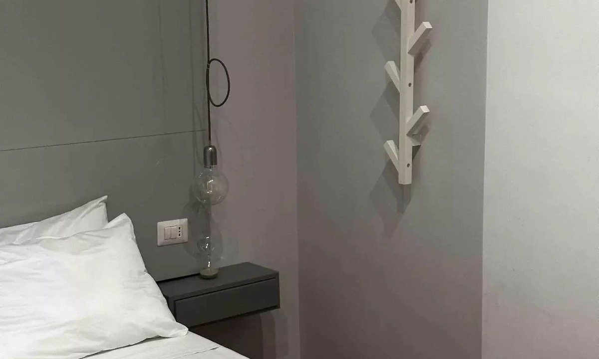 Quartieri Spagnoli Apartment | Neighborhood Sound - Apartment with terrace, for families and groups