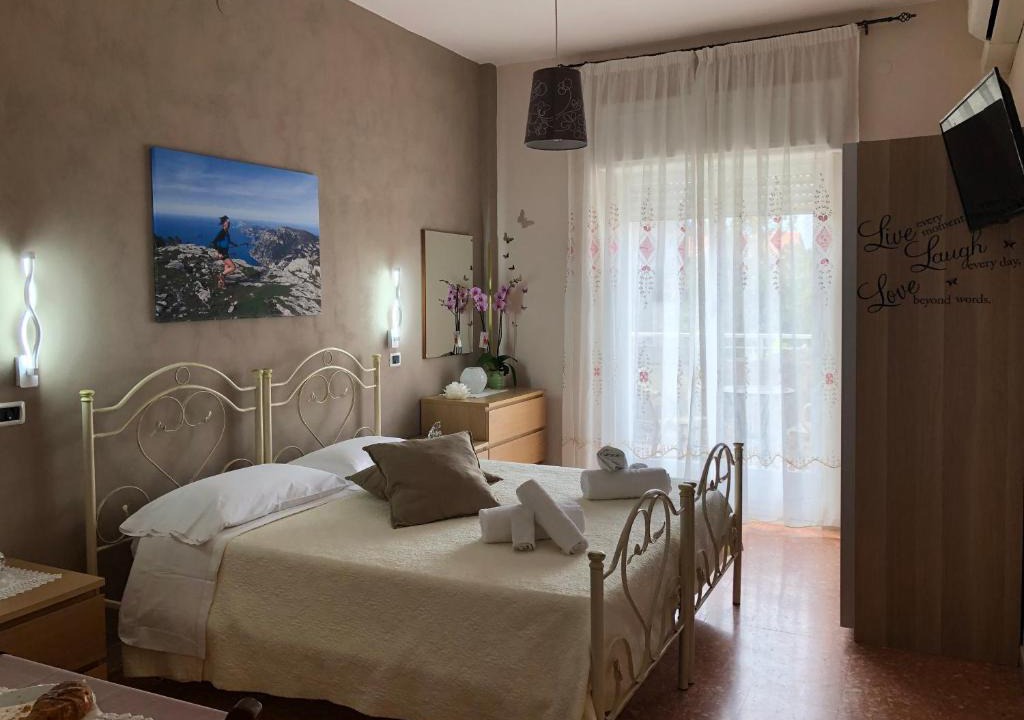 San Lazzaro Bed & Breakfast | New Royal