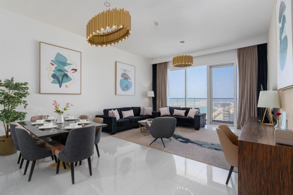 Dubai Media City Apartment | ON OFF HH-AVANI HOTEL-3BR -Full Palm View