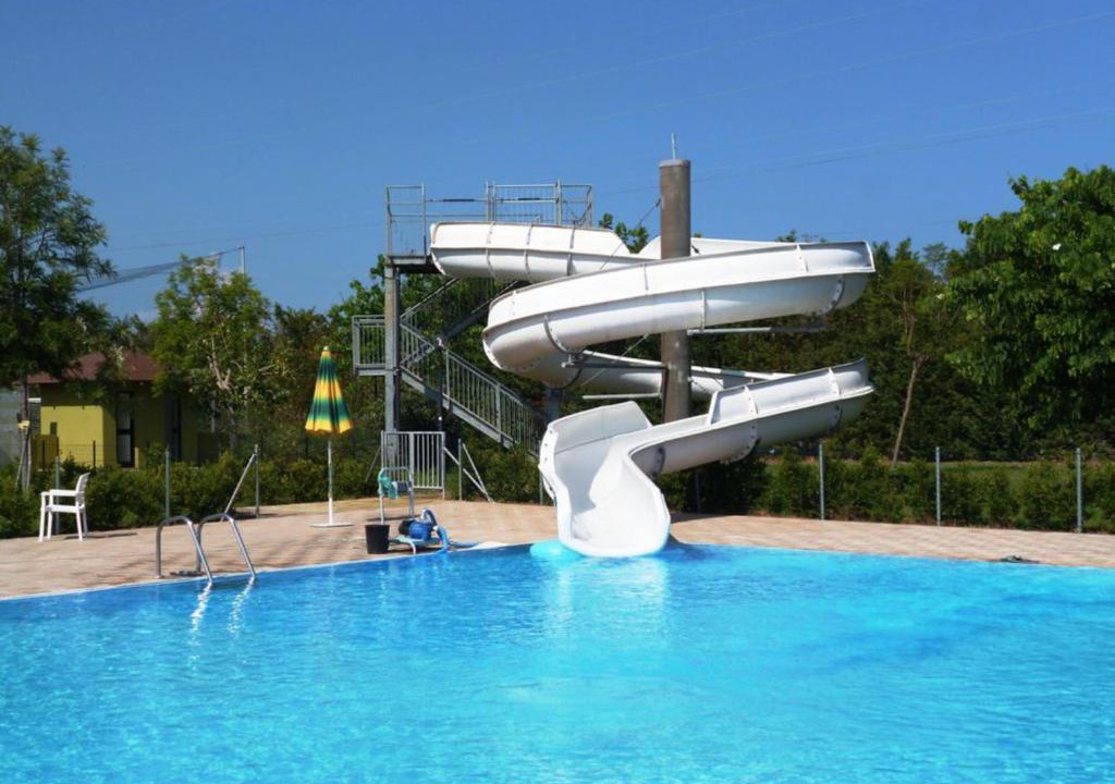 Pizzo Apartment | One Bed Apartment, 80G Pizzo Beach Club Italy