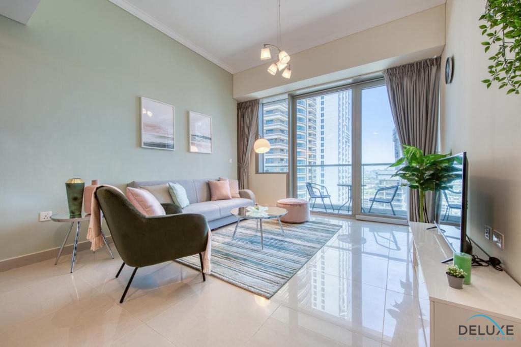 Dubai Apartment | One Bedroom Apartment with Dubai Marina Views in Ocean Heights by Deluxe Holiday Homes