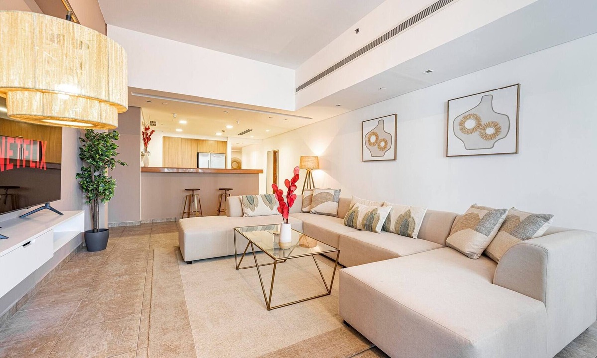 Palm Jumeirah Apartment | Palm Jumeirah - 2br - New Furnished - Next To Mall