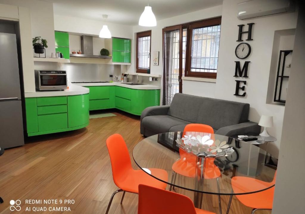 Vomero Apartment | Phoenix House