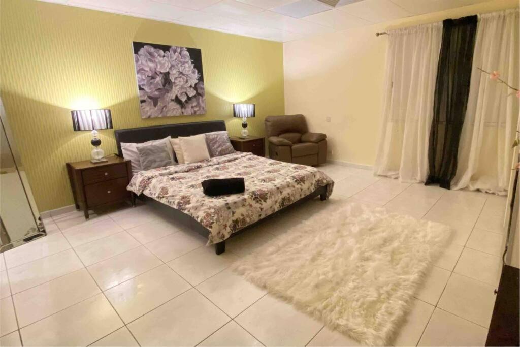 Sharjah Apartment | Private Cozy Masterbedroom W/Private Big Bathroom