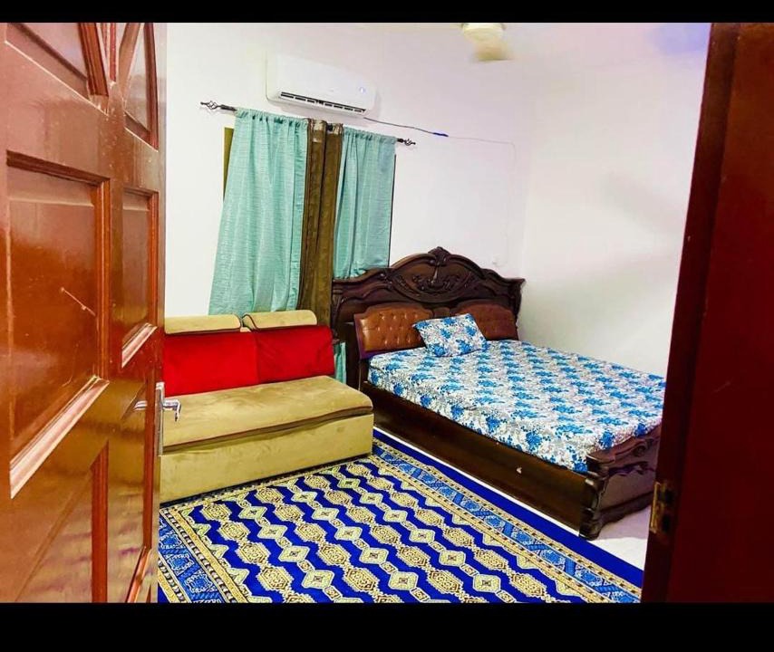 Al Majaz Apartment | Sharjah al majaz room