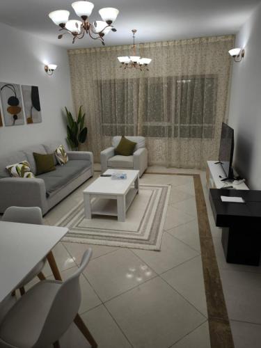 Al Khan Apartment | Smart Home Vacation Home