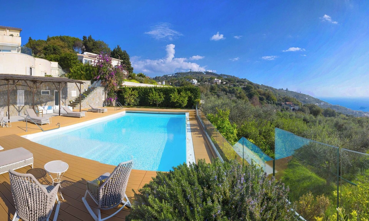 Massa Lubrense Villa | Spacious luxury 8-bedroom villa in amazing Sant'Agata sui Due Golfi with AC,WiFi