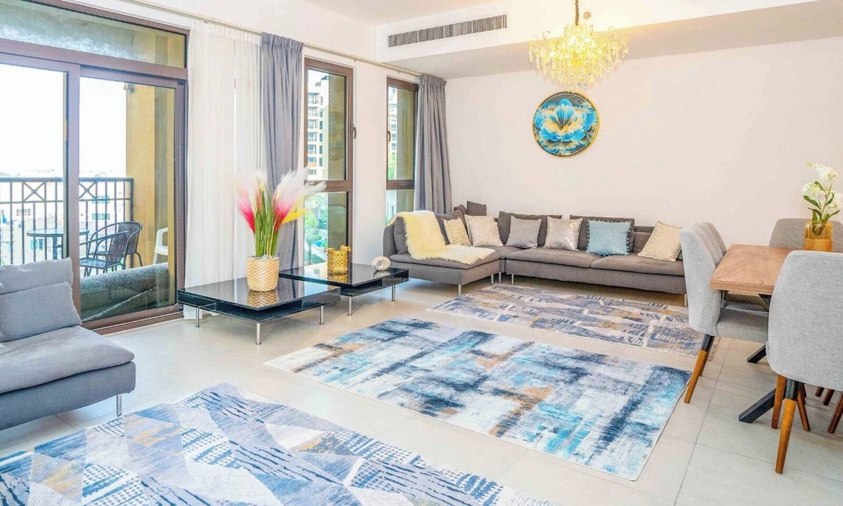 Umm Suqeim 3 Apartment | Spacious 2-Bedroom + Maids' Room, Facing Burj Al Arab & Steps from the Beach
