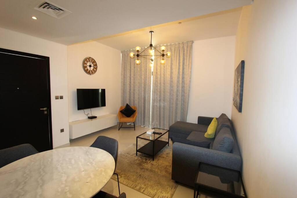 Dubai Villa | Specious 3 Bedrooms with Maid room Villa