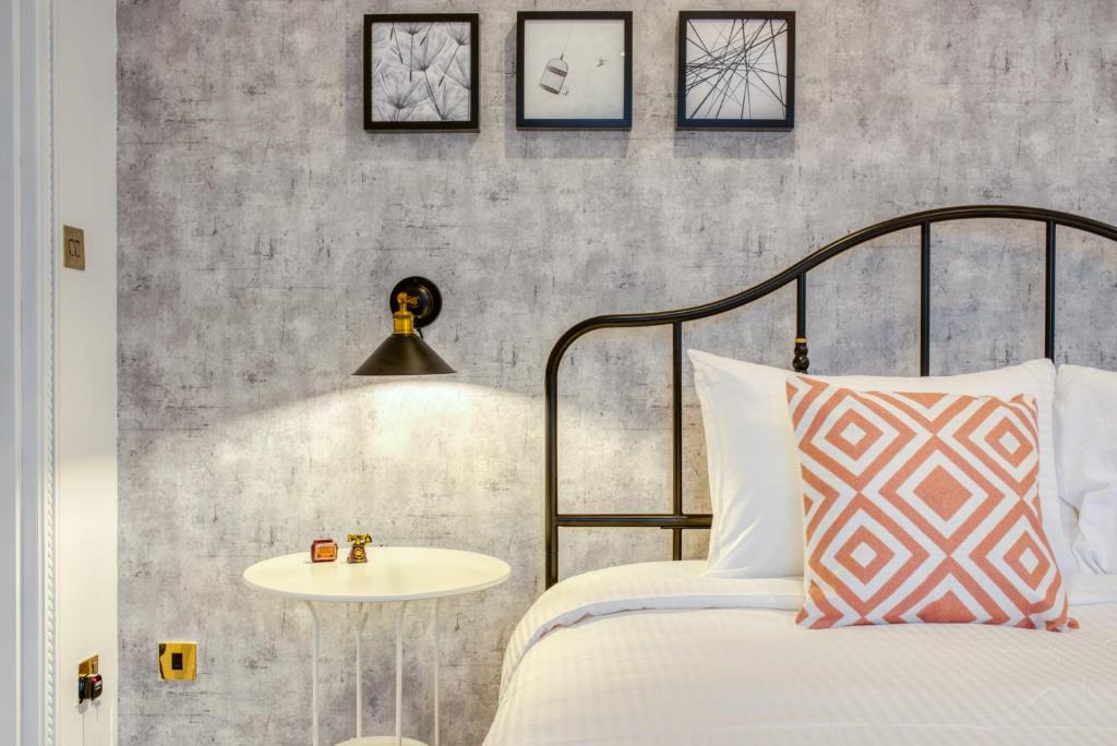 Palm Jumeirah Villa | Stella Stays Incredible 4 BDR Palm Villa Beach Private Pool