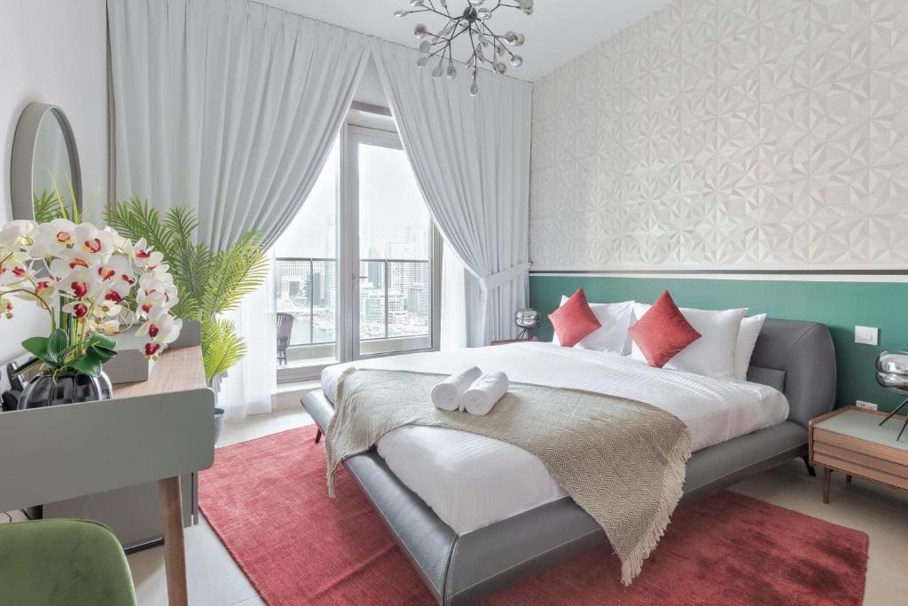 Dubai Marina Apartment | Stella Stays Radiant 1BDR Dubai JBR Beach Netflix