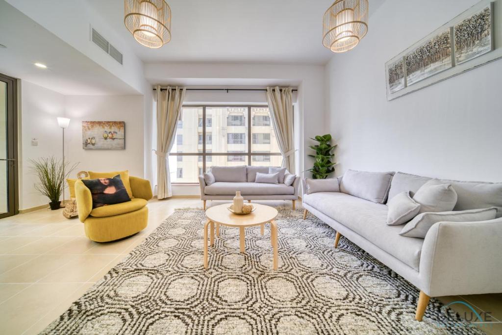 Dubai Marina Apartment | Stylishly 2BR at Bahar 1 JBR by Deluxe Holiday Homes