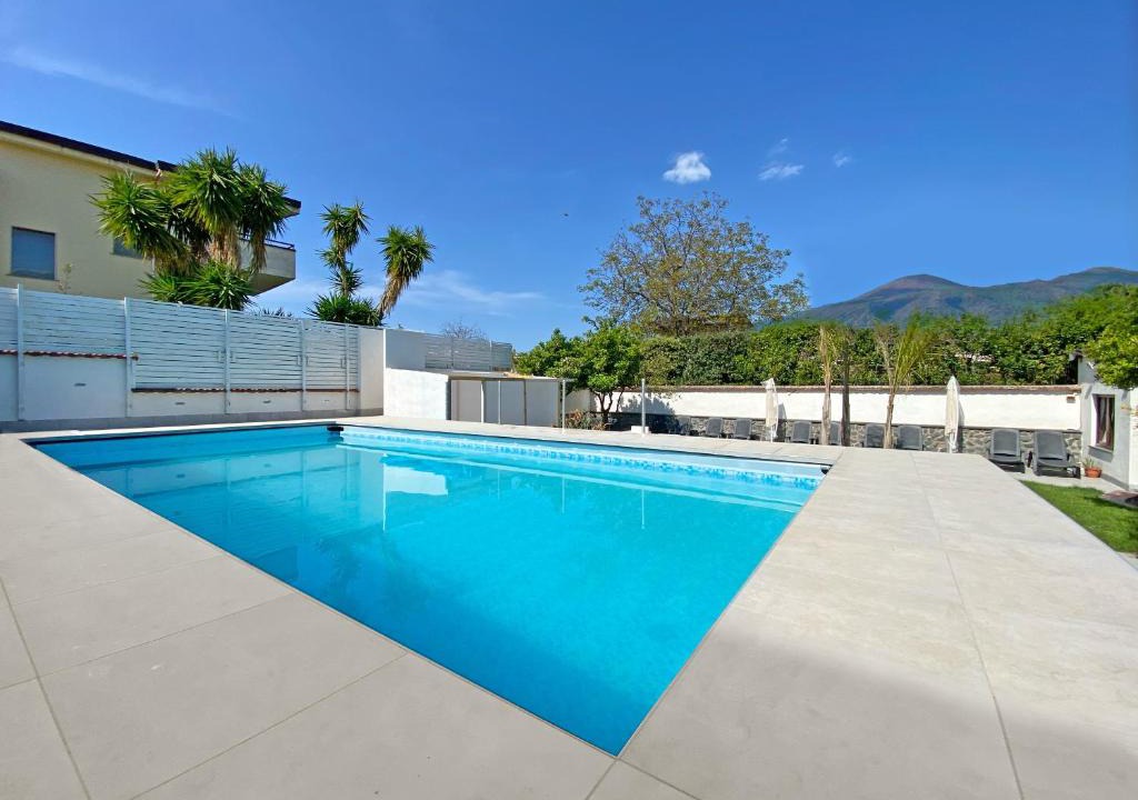 Terzigno House | Terrazza sul Vesuvio con piscina