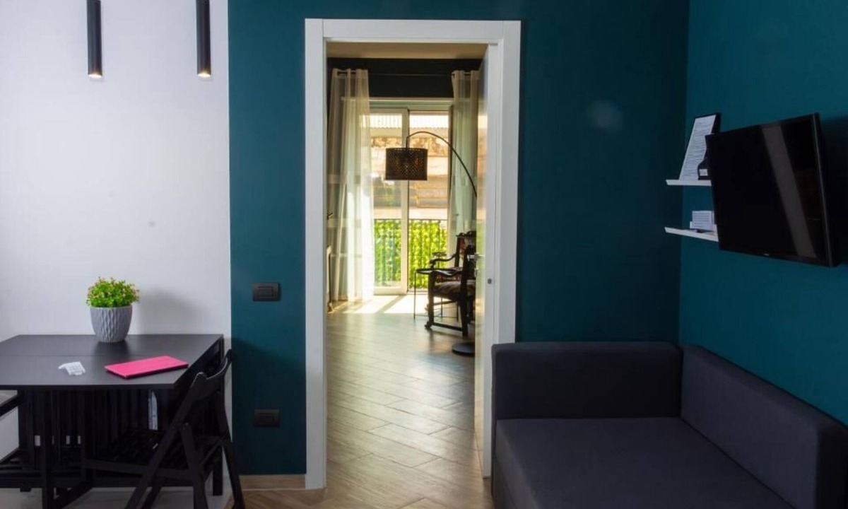 Torre Annunziata Apartment | THE COURT OF POPPEA