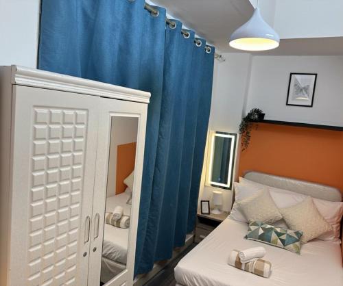 Barsha Heights House | The Cozy Classic Room In Barsha Heights ICM Metro