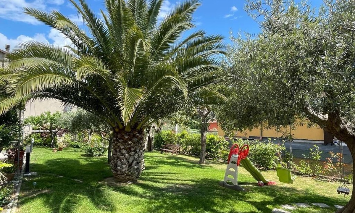 Passignano sul Trasimeno Apartment | The house of roses