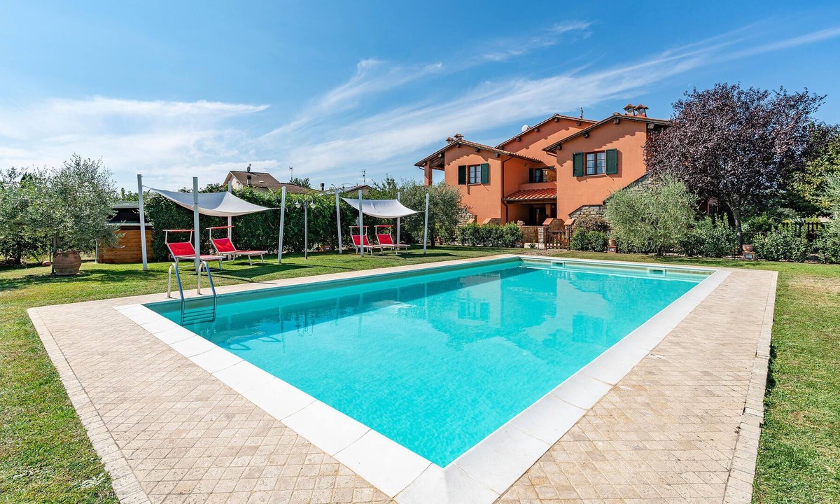 Loro Ciuffenna Apartment | This property is one of four very cosy apartments which are located at the edge of a pretty traditio