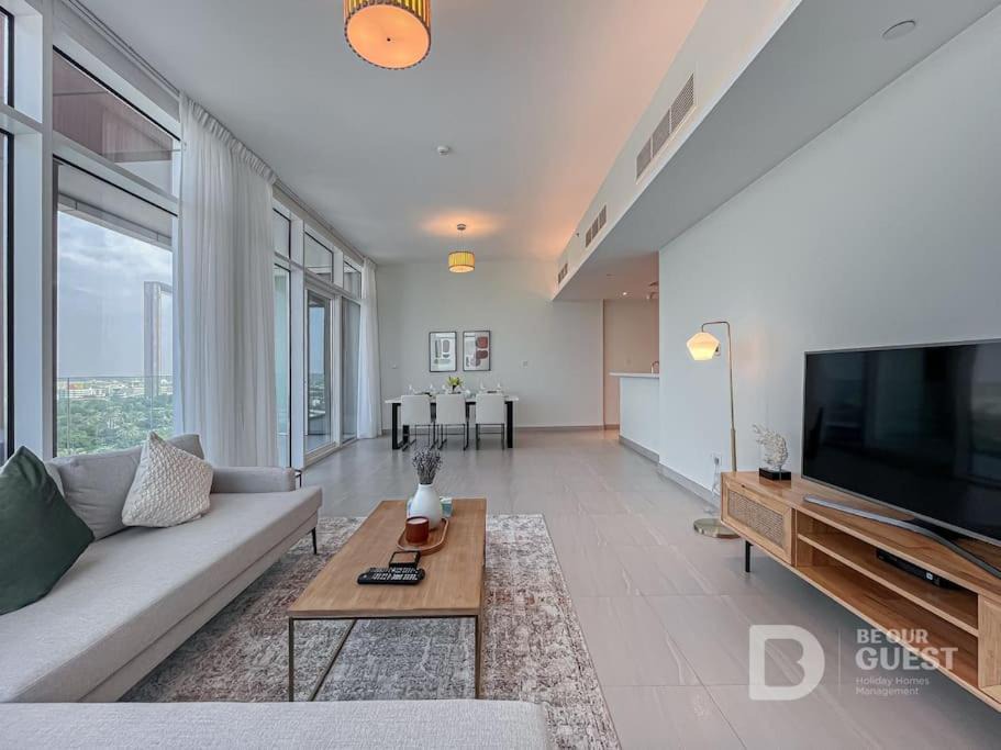 Bur Dubai Apartment | Two Bedroom Apartment in Park Gate Residences - Close to Max Metro station & Dubai Frame