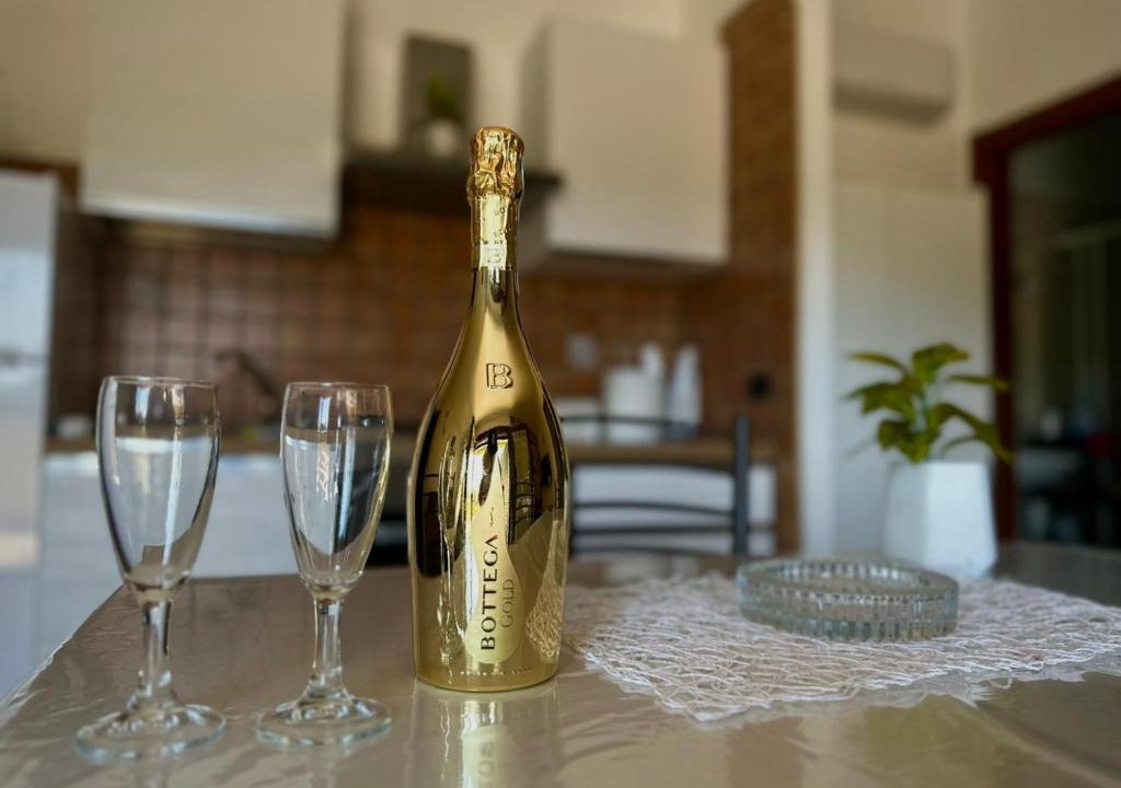 Capodrise Apartment | Valentino Bed And Breakfast