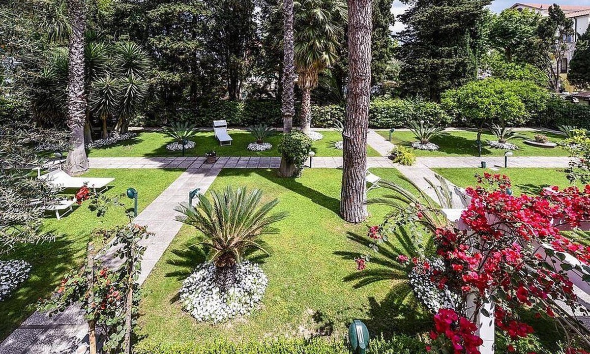 Sorrento City Centre Villa | Villa Anacleta: A charming two-story villa located in the center of Sorrento, with Free WI-FI.