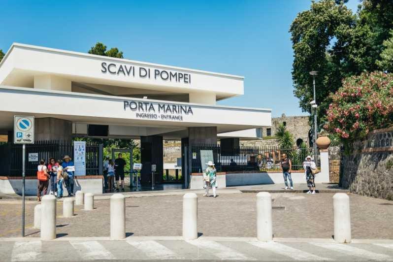 Torre Annunziata Apartment | Villa Castriota