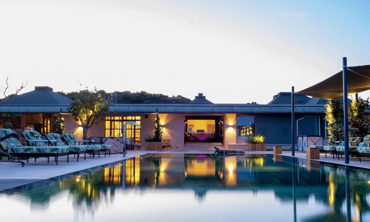 Capo Coda Cavallo Villa | VILLA HORTENSIA - Nine Bedroom Villa, Sleeps 17