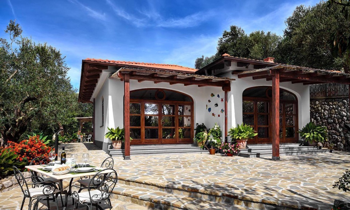 Schiazzano Villa | Villa il Tulipano - pet friendly