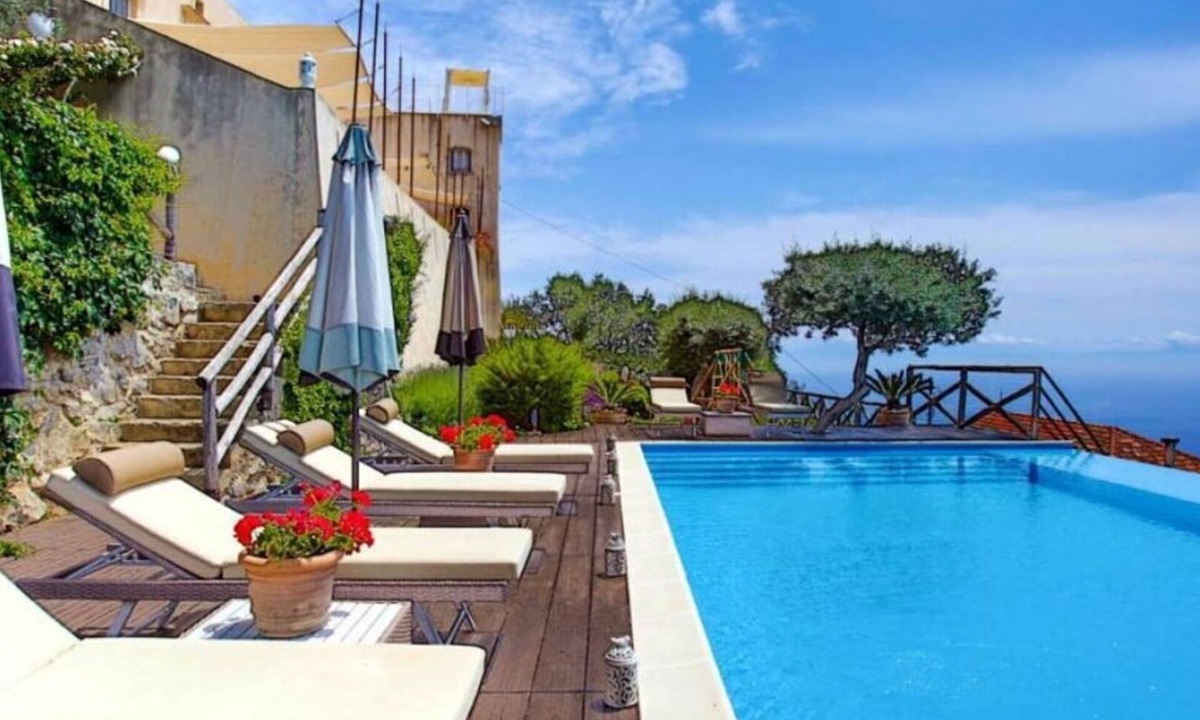 San Michele Villa | Villa in San Michele with 5 bedrooms sleeps 10