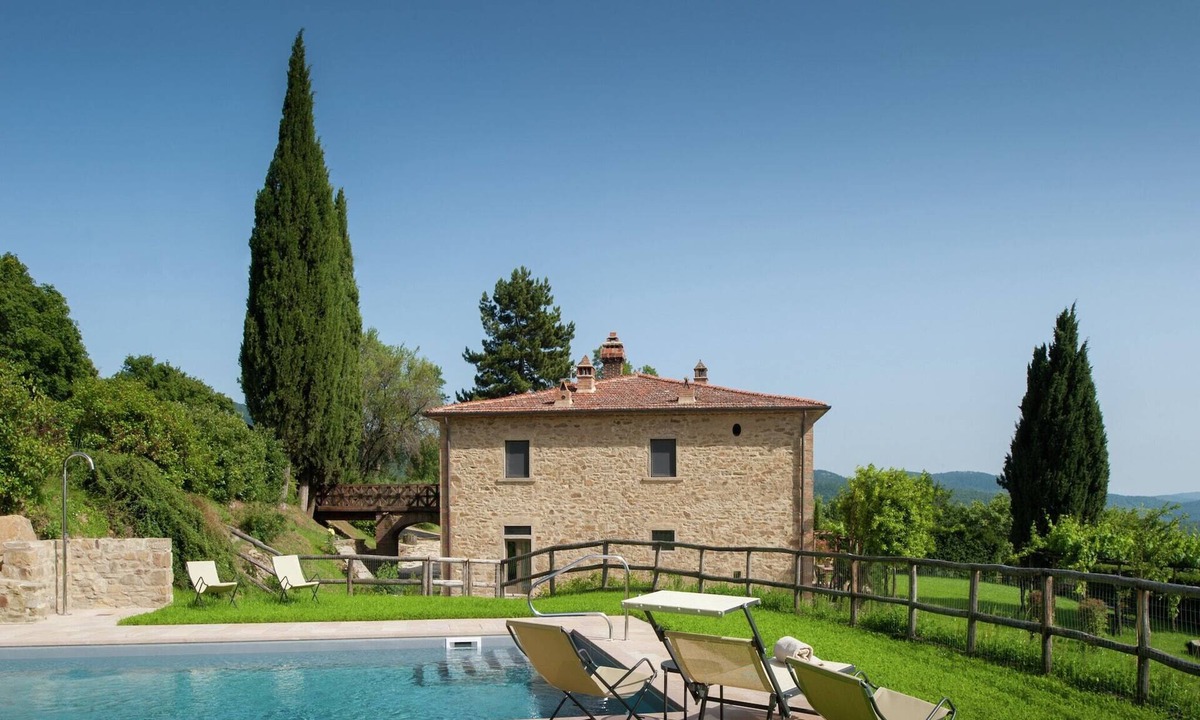 Arezzo Villa | Villa in Tuscany with Organic Wine Estate