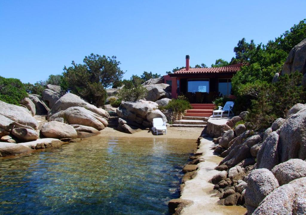 La Maddalena Villa | Villa Mica