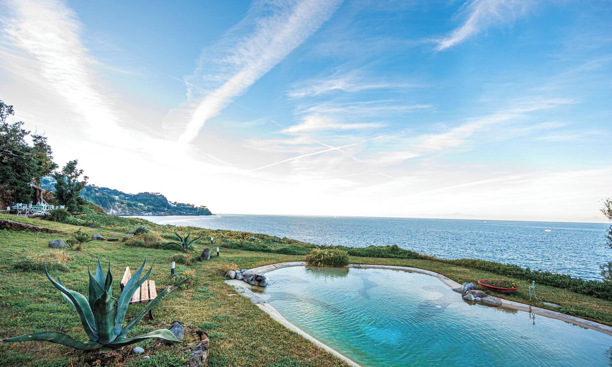 Ischia Porto Villa | Villa Serao by MyVillaCollection