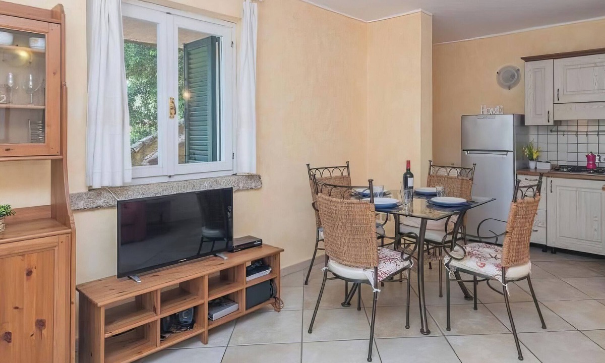 Porto Rotondo Apartment | Welcomely - Natural Garden
