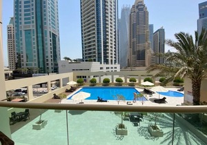 203 Royal Oceanic · Lovely One Bedroom in the Marina