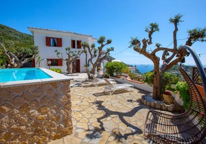 280 m² Villa ∙ 4 bedrooms ∙ 10 guests
