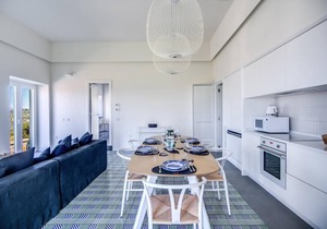 350 m² Villa ∙ 4 bedrooms ∙ 8 guests