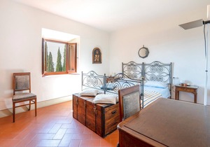 4 bedroom accommodation in Loro Ciuffenna