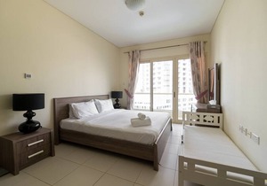 403 Royal Oceanic · Comfortable One Bedroom in the Marina