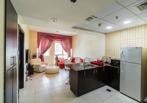 403 Royal Oceanic · Comfortable One Bedroom in the Marina