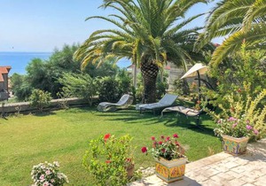 5 bedroom accommodation in Brancaleone