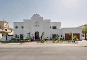 6 Bedroom Villa with Private Pool and Beach on Palm Jumeirah