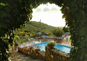 AGRITURISMO VOTA, RELAXATION OASIS, POOL, FAMILY HOLIDAY, CALABRIAN CUISINE