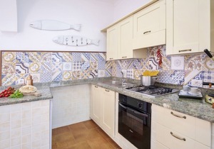 AMORE RENTALS - Villa Marika with Private Pool, Sea View, Parking, Garden, BBQ