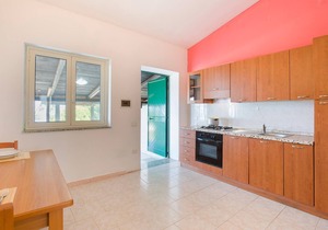 Awesome home in Zambrone with WiFi