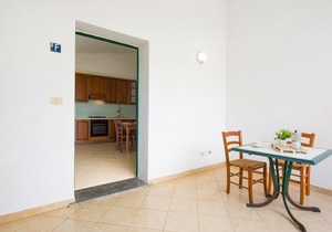 Awesome home in Zambrone with WiFi