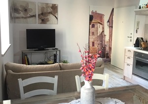 Beautiful apartment behind the Duomo
