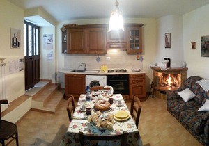Bed and Breakfast San Marco,MiniBB with fireplace, Vico II Lattanzio 3, Pacentro